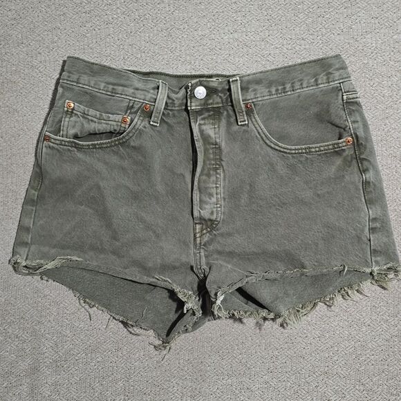 Levi's 501 Green High Rise Button Fly Frayed Hem Jean Shorts - Size 31 - Picture 4 of 13
